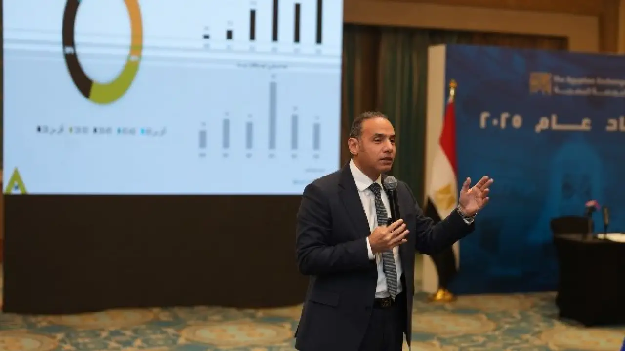 كيانات عملاقة وأدوات جديدة.. رئيس البورصة يحسم مصير استثمارات المصريين في 2026