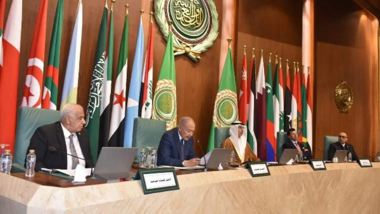 تهديد للهوية.. أحمد أبو الغيط يحذر من كارثة إنسانية تطارد جيل الشباب الجديد