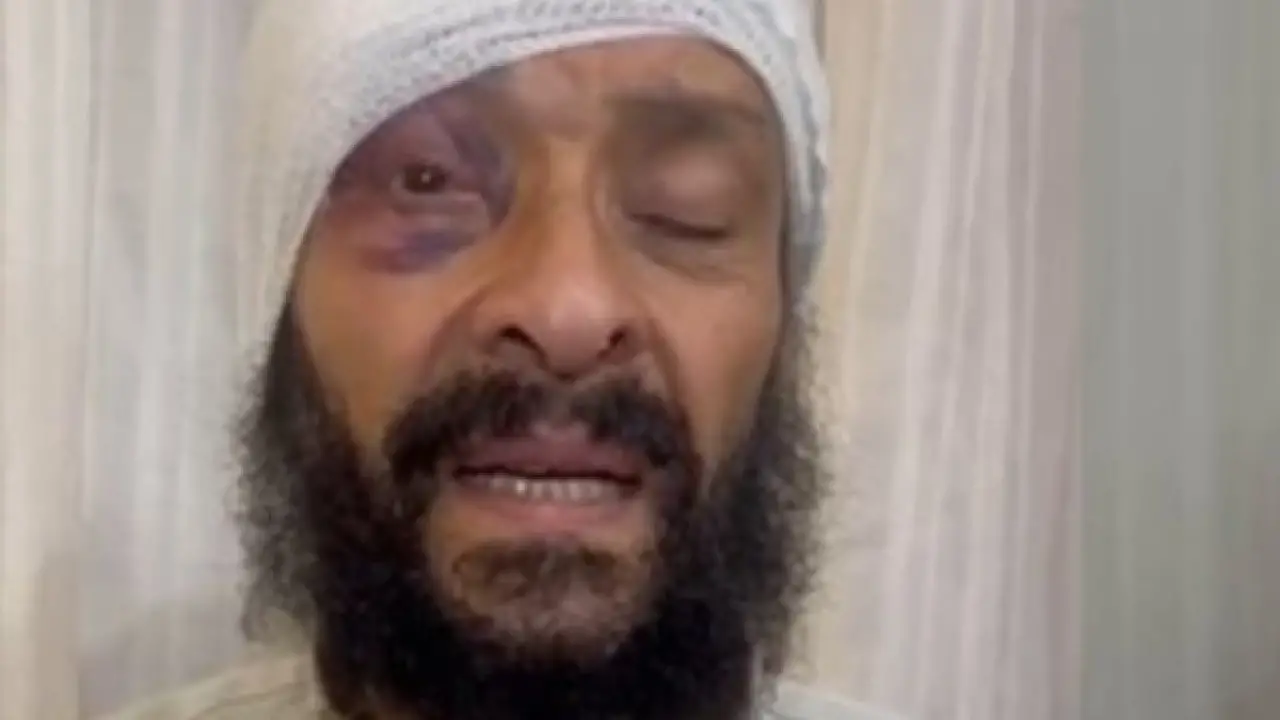 سرقة البرج بالكامل.. طبيب مصري يكسر صمته بكلمات تزلزل القلوب بعد خيانة أبنائه