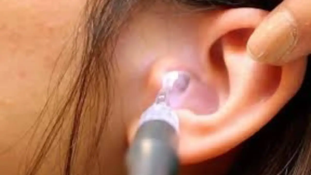 فقدان سمع مفاجئ.. تجاهل علامات التهاب الأذن الشائعة ينذر بكارثة صحية غير متوقعة