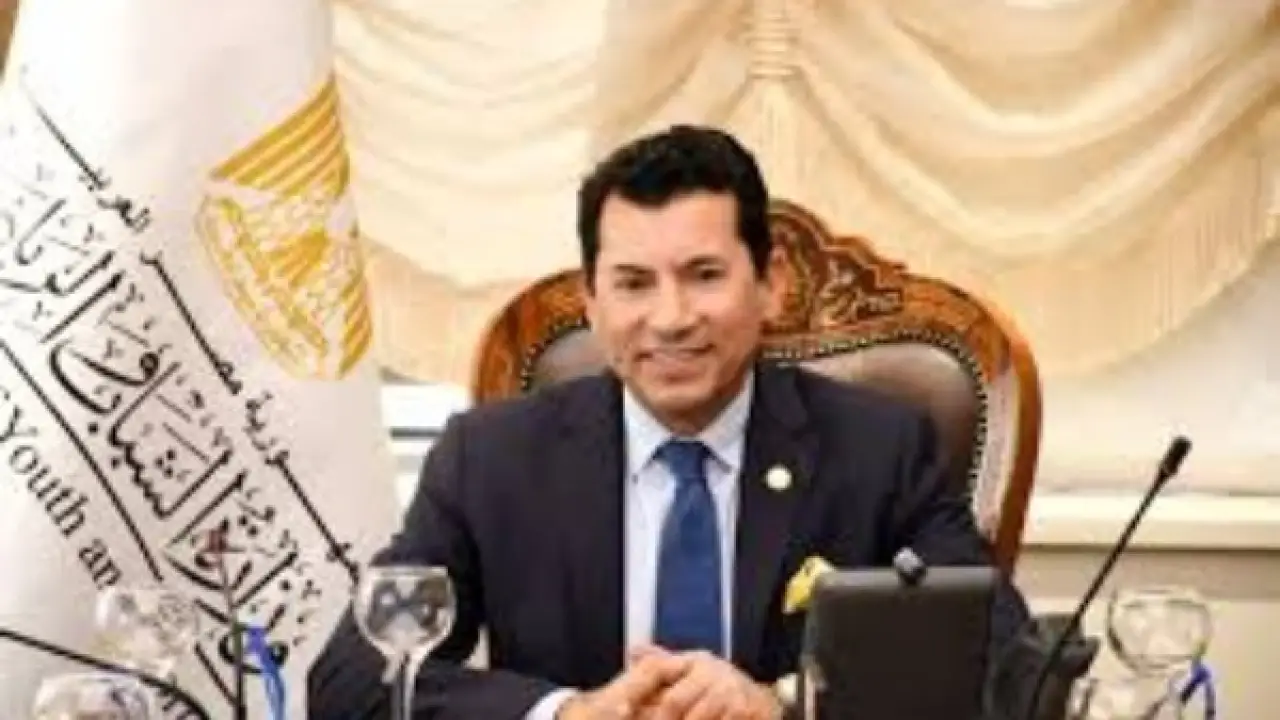 مقعد الرئاسة العربي.. أول تعليق لوزير الشباب المصري بعد حسم المنصب الدولي بالصمت