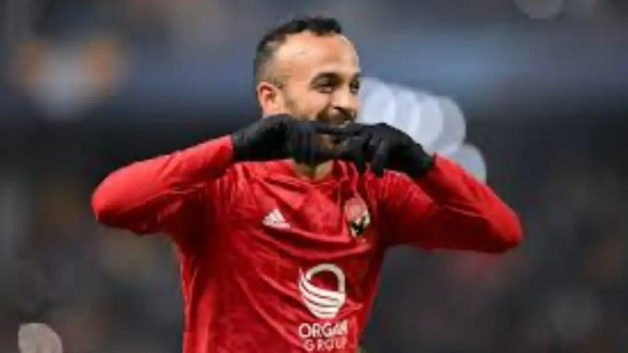 وداع حزين.. كلمات أفشة الأخيرة لجماهير الأهلي تثير تعاطف الملايين بعد الرحيل الصادم