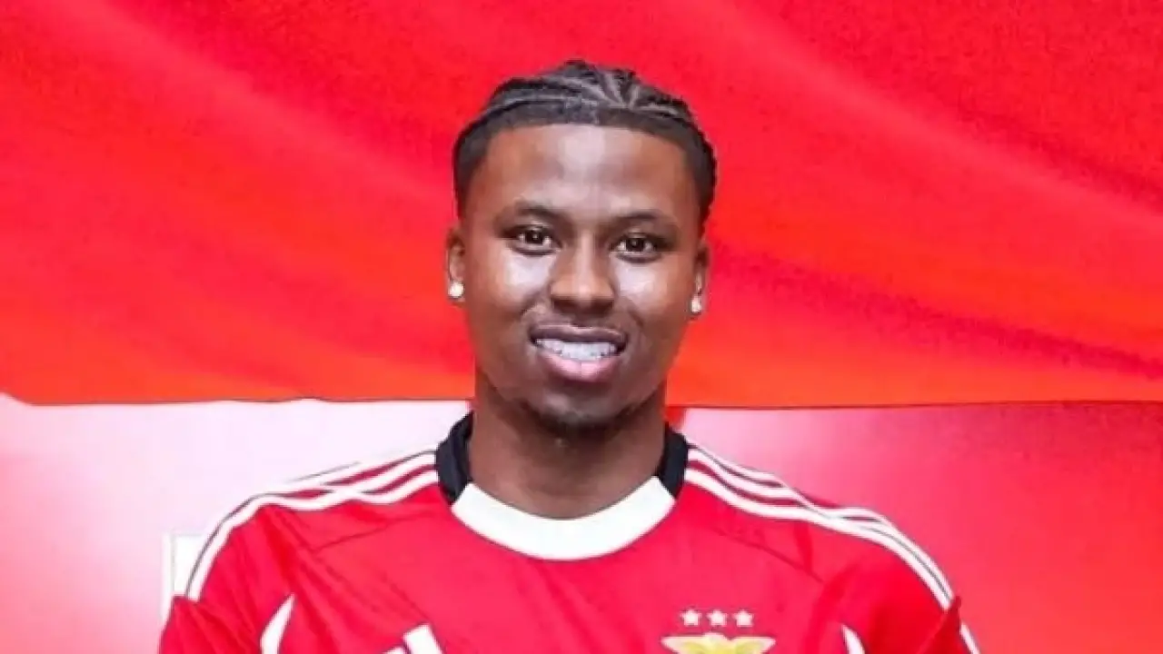 صفقة شتوية مرتقبة.. بنفيكا ينهي صراع التعاقد مع لويس كابرال بمبلغ مفاجئ