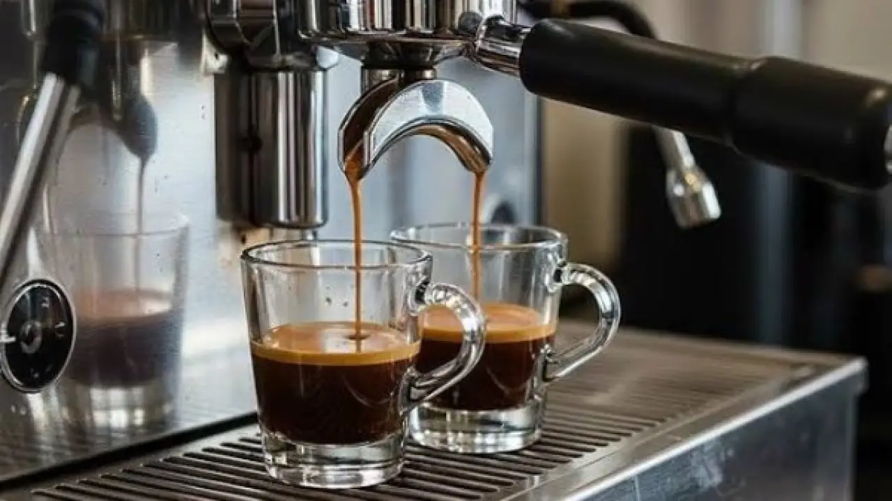 فنجان واحد فقط.. دراسة حديثة تكشف تأثيراً غير متوقع للقهوة على سكر الدم