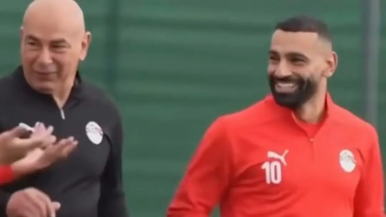 العميد حسام حسن.. سر التحول المفاجئ في مدرجات الفراعنة يثير دهشة الوسط الرياضي