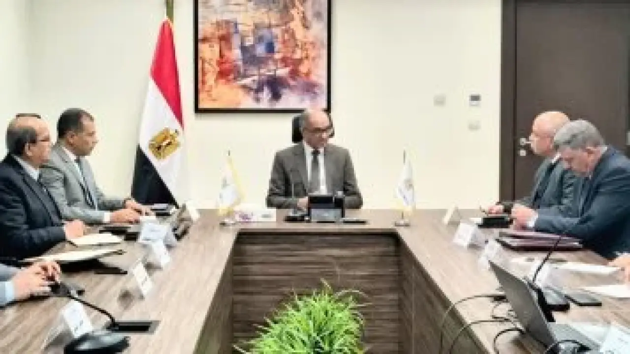 تحركات استراتيجية لعام 2026.. نائب وزير الإسكان يحسم ملفات شائكة بقطاع المرافق الحيوية