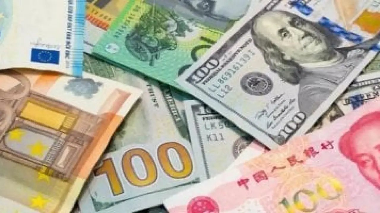 زلزال العملات.. تحرك مفاجئ في أسعار الدولار يصدم المضاربين مع بداية 2026