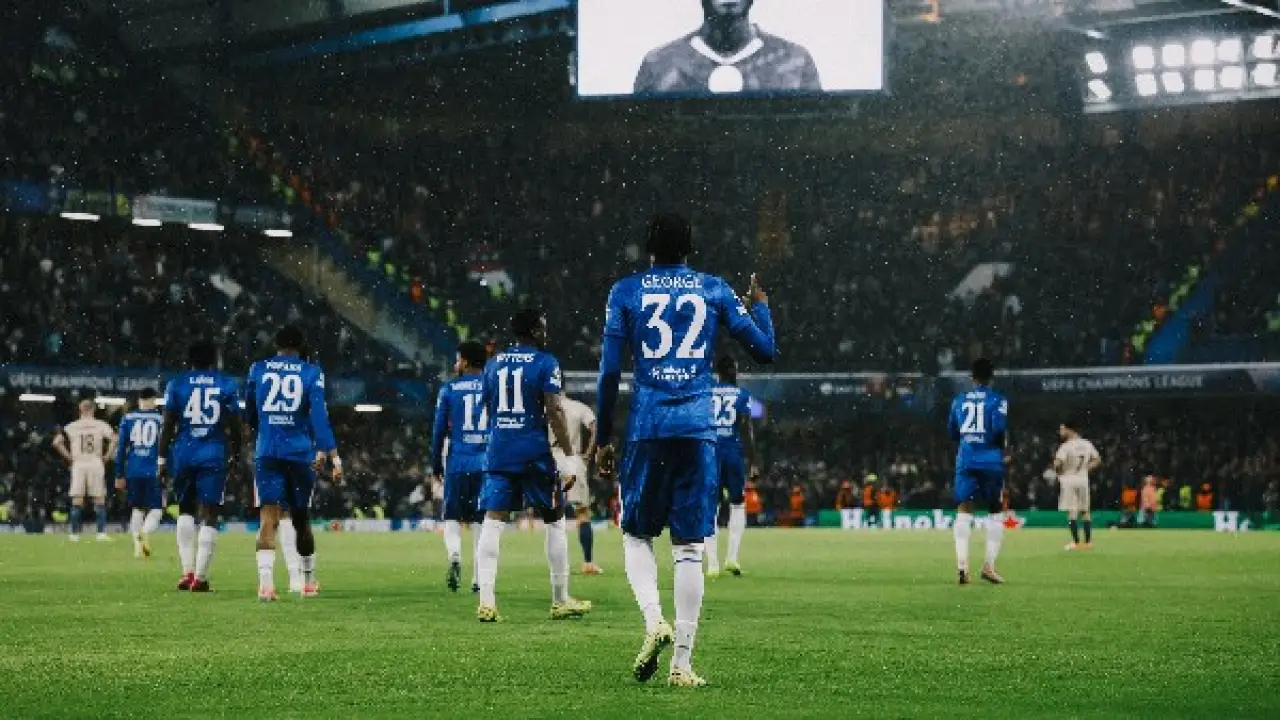 زلزال لندن.. قرار مفاجئ من مدربي أرسنال وتشيلسي يقلب حسابات نصف النهائي القاتل