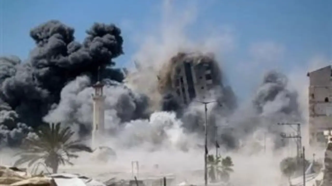 صلاح عبد العاطي يحذر.. تصرفات الاحتلال تهدد استكمال تنفيذ اتفاق وقف إطلاق النار