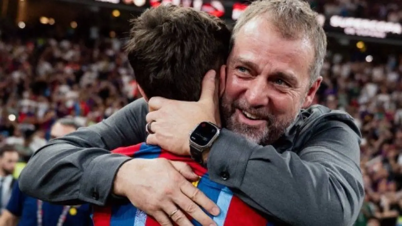 قرار نهائي من فليك.. مدرب برشلونة يحسم مصير جوهرة الفريق ويصدم كبار أوروبا