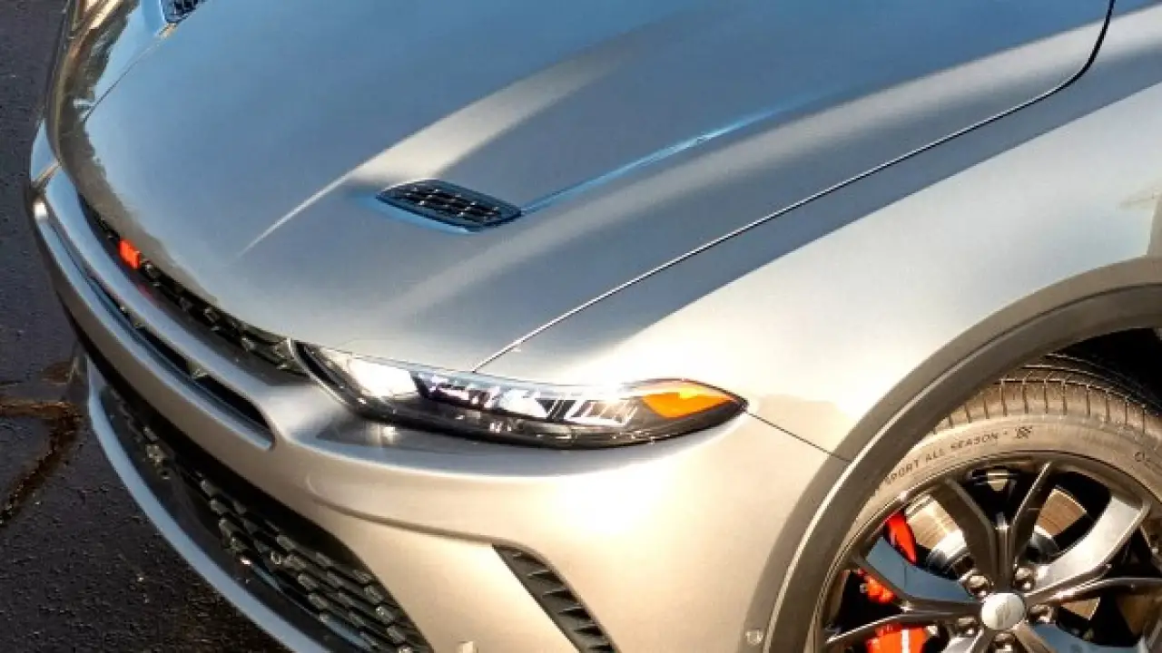 وداعاً للأيقونة.. قرار مفاجئ من دودج ينهي مسيرة سيارتها الأكثر شعبية في 2026