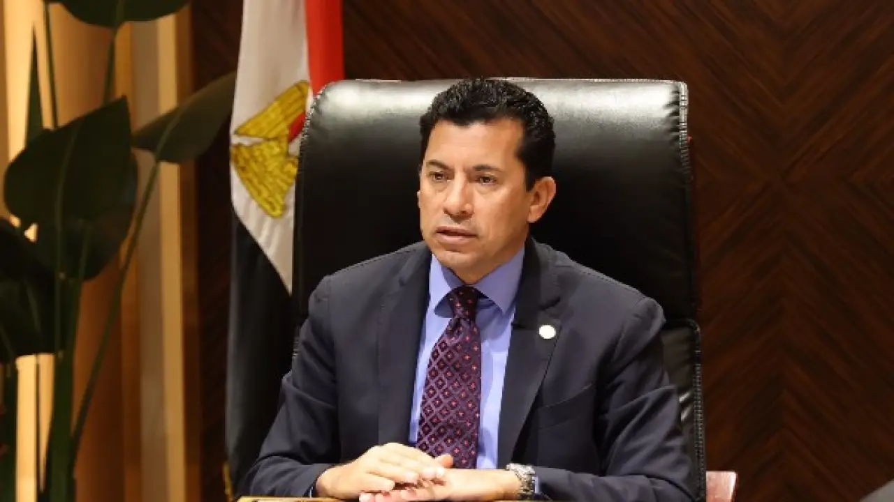 وزير الرياضة يحسم الجدل.. رسالة حماسية للمنتخب الوطني تثير حماس الجماهير المصرية
