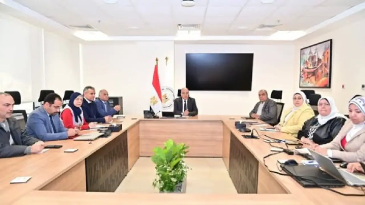أزمة المجاري المائية.. تحرك مفاجئ من وزير الري يحسم مصير تطبيقات الرصد الجديدة