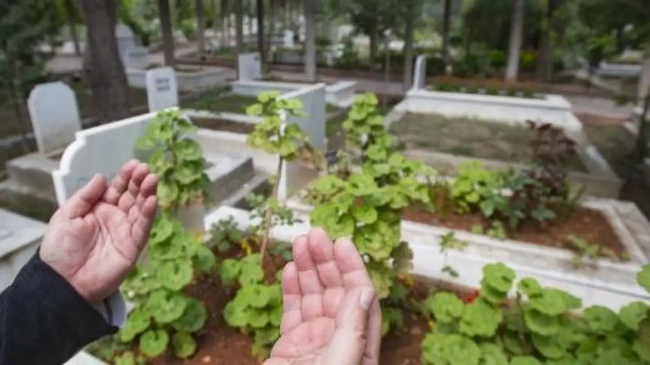 بشرى للمتوفى.. كلمات يترقبها الراحلون في ليلة الإسراء والمعراج تضيء ظلمة القبور