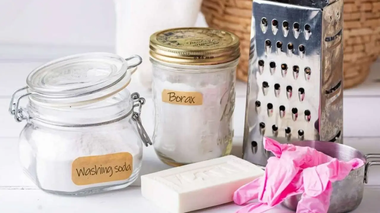 بـ 4 مكونات فقط.. سر خلطة التوفير المنزلي ينهي أزمة ميزانية المنظفات للأبد