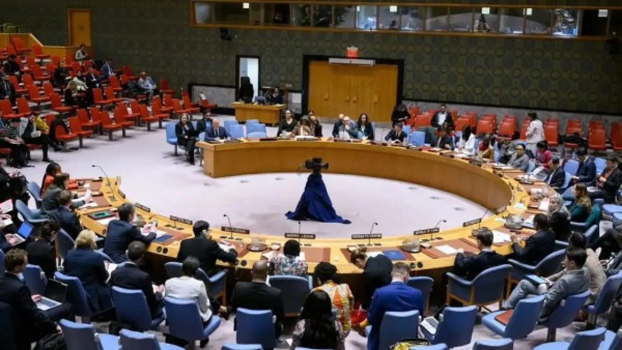 زلزال في طهران.. اجتماع طارئ لمجلس الأمن يحسم مصير التصعيد مطلع 2026