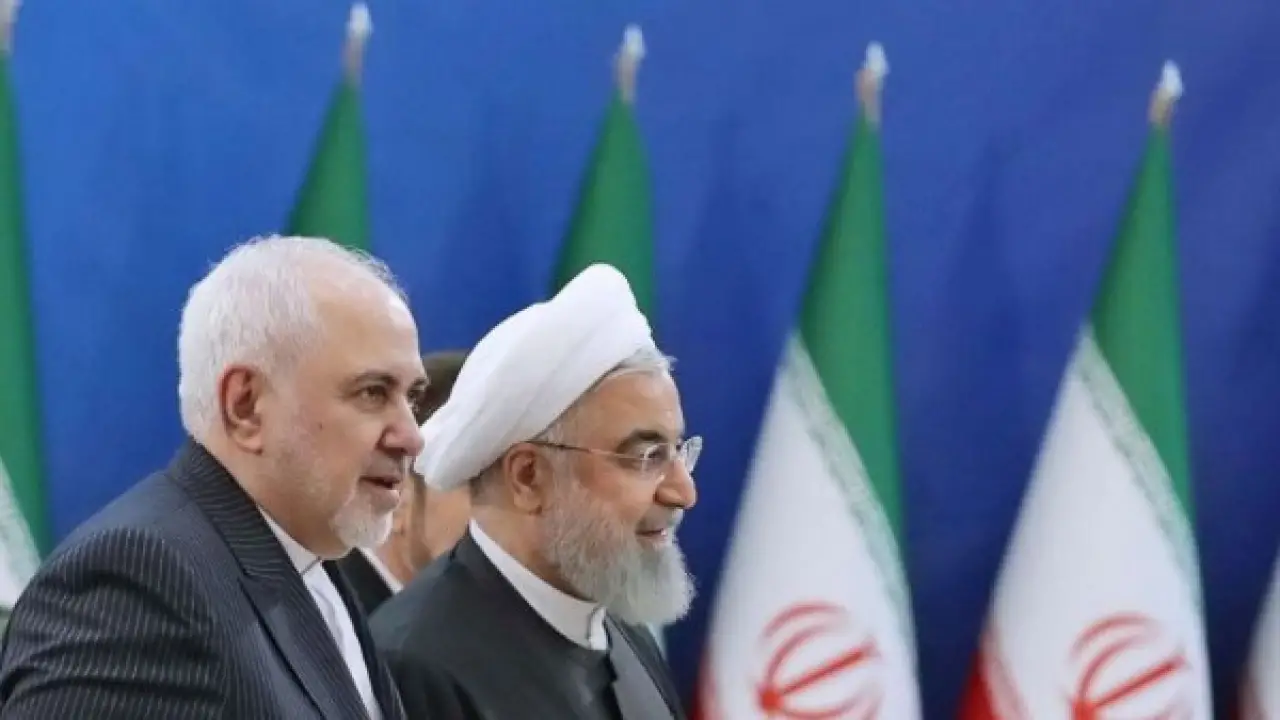 زلزال في طهران.. مصير مجهول يلاحق روحاني وظريف وسط اضطرابات تجتاح البلاد