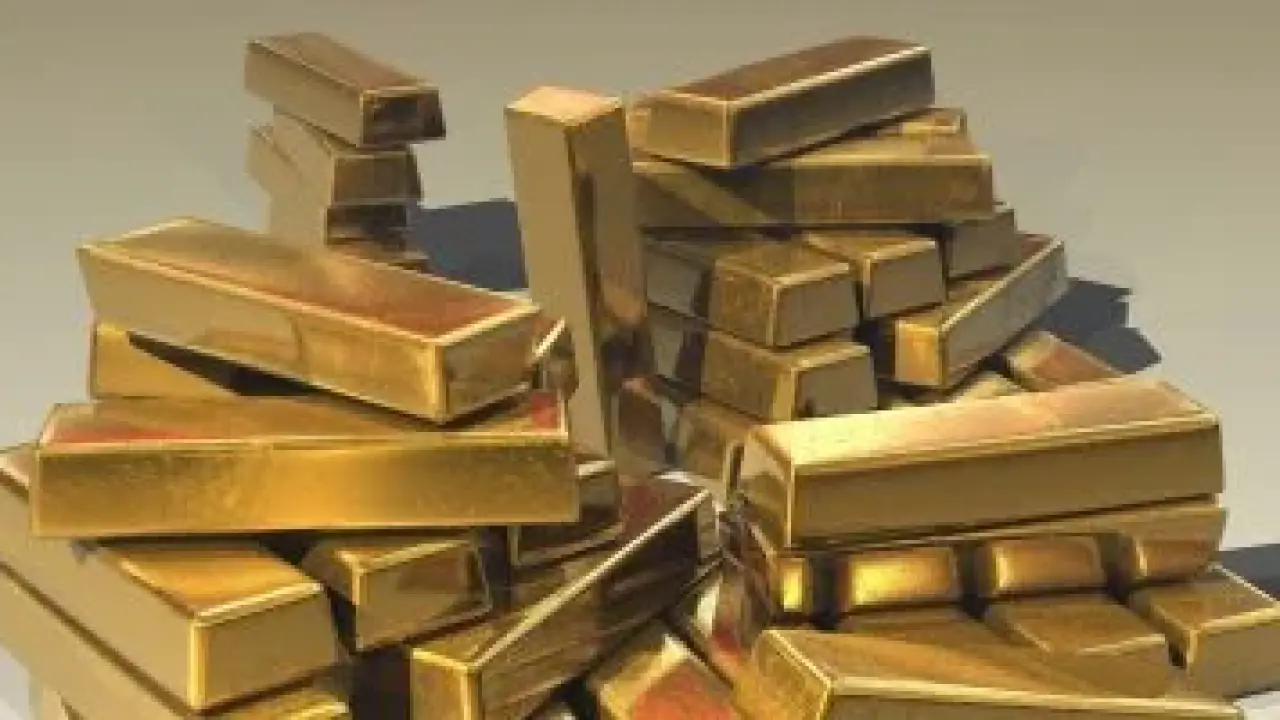 زلزال في عيار 21.. إغلاق تعاملات الذهب يربك حسابات المشترين ببداية 2026