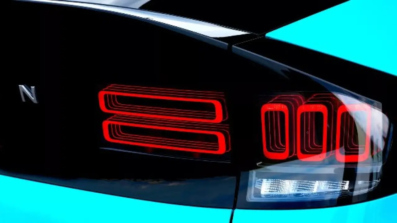 سقوط نيسان.. زلزال يضرب سوق السيارات الكهربائية في اليابان ويقلب موازين القوى