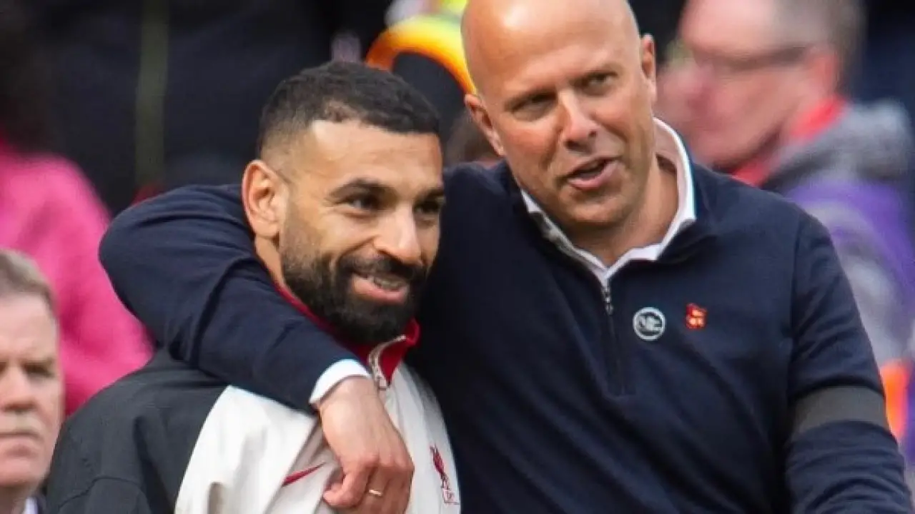 صدمة محمد صلاح.. رسالة قاسية من سلوت تنهي الجدل بعد فاجعة السنغال الكروية