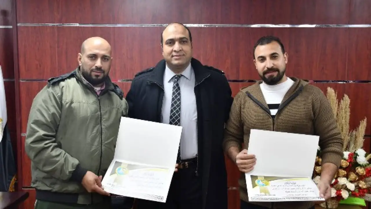 طلاب مدرسة المياه.. جولة مفاجئة لرئيس الشركة تحسم مصير اختبارات نصف العام بمحافظة الجيزة