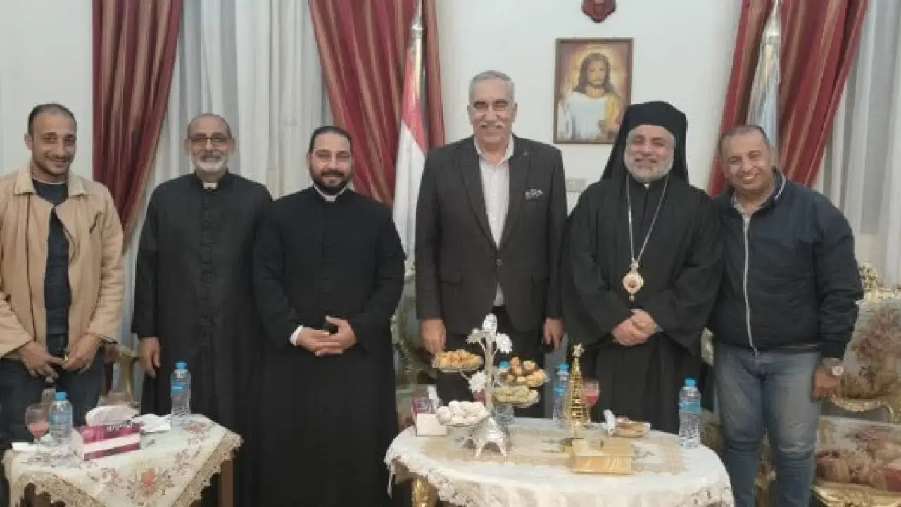 مدينة طيبة الجديدة.. تفاصيل لقاء الأنبا عمانوئيل مع رئيس الجهاز يحسم جدلاً واسعاً