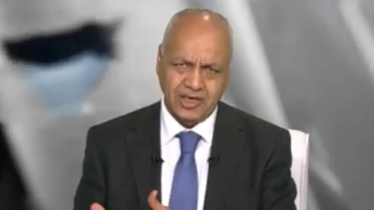 مصطفى بكري يفجرها.. إبلاغ وزراء بالرحيل في أضخم تحرك حكومي مطلع 2026