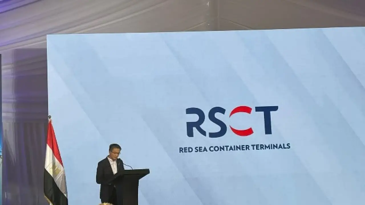 ميناء السخنة.. تشغيل أضخم محطة حاويات يضع مصر على خارطة التجارة العالمية