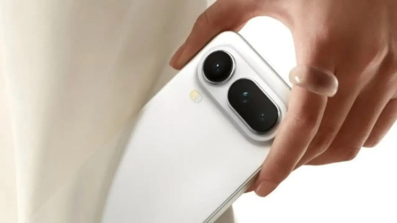 نحافة مرعبة.. هونر تطلق Magic 8 Pro Air ليهدد عرش آيفون إير الجديد