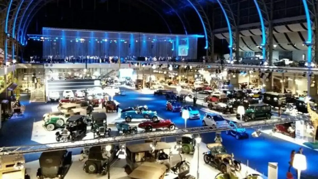 62 سيارة دفعة واحدة.. ستيلانتس تزلزل معرض بروكسل بظهور يربك حسابات المنافسين