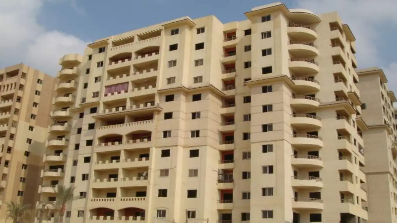 أصحاب العقارات يترقبون.. تعديلات ضريبية جديدة تحسم موعد تقديم الإقرارات في مطلع 2026