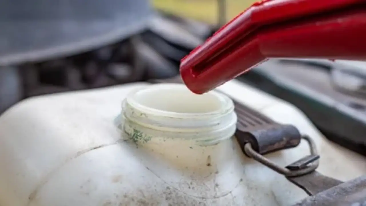 تلف محرك المساحات.. خطأ شائع يدمر منظومة غسيل زجاج السيارة ويصدم السائقين