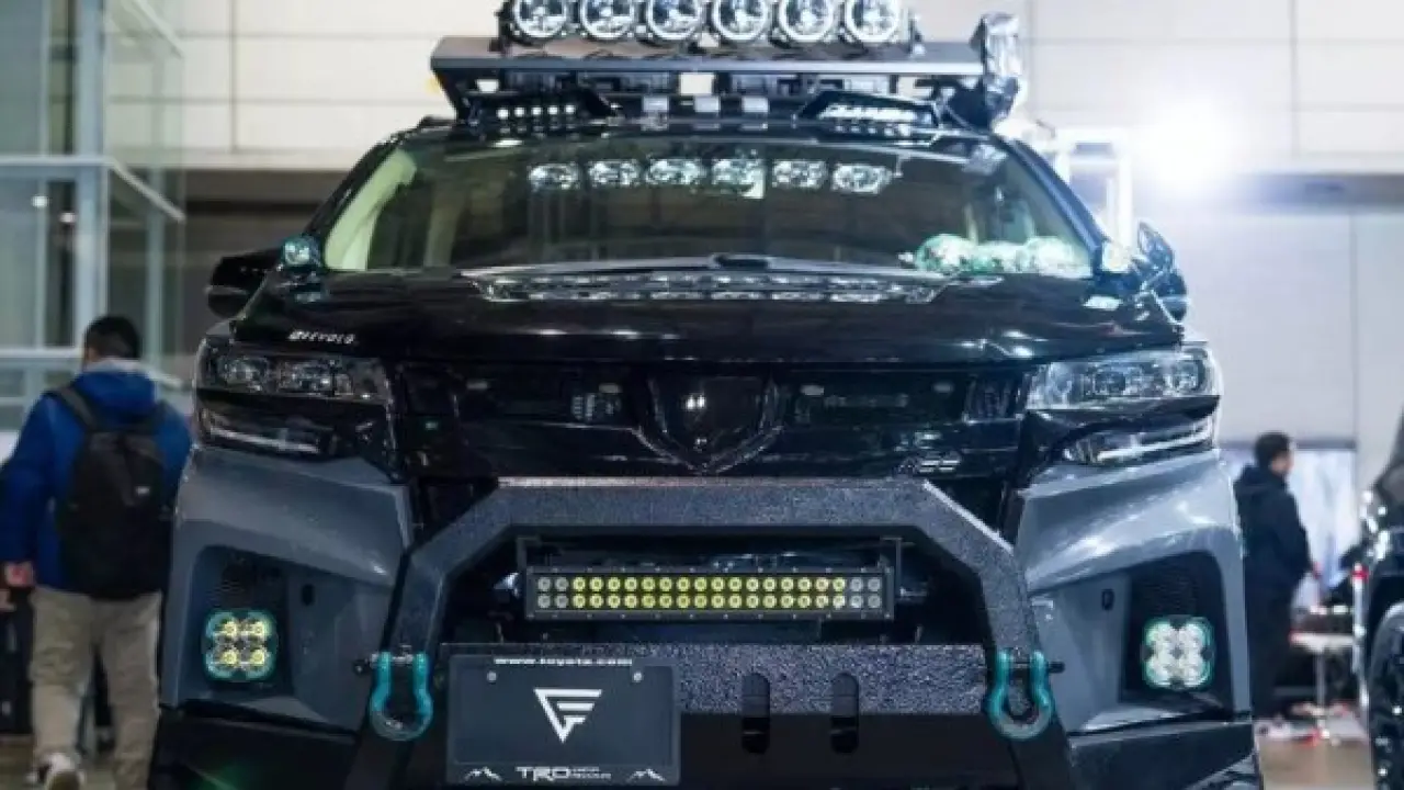 تويوتا ألفارد الجديدة.. ملامح مرعبة وتغييرات جذرية تنهي سيطرة المنافسين في 2026