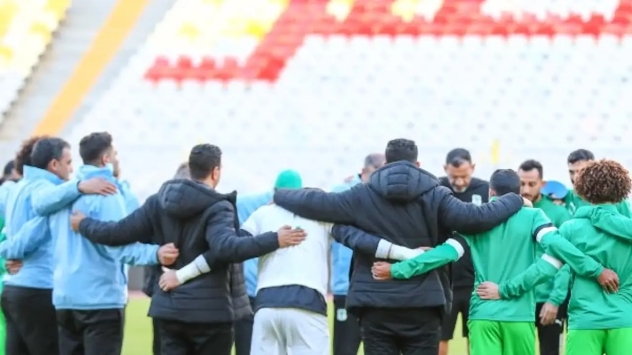 صدام تكسير العظام.. قرعة الكونفدرالية تضع الزمالك في مواجهة مصرية خالصة مرتقبة