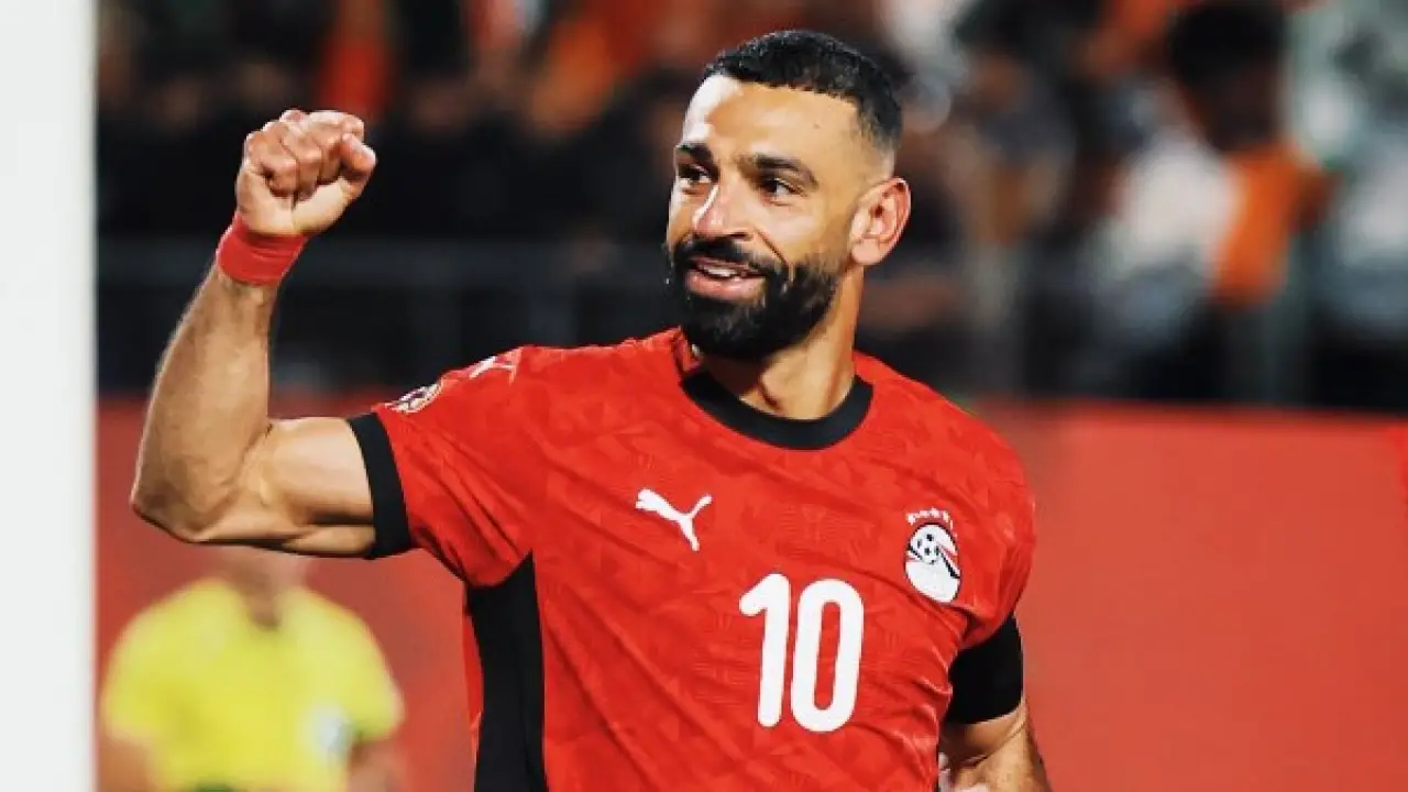 صدمة لمحمد صلاح.. أسطورة الكاميرون تزيح "الملك المصري" عن عرش الأفضل إفريقياً