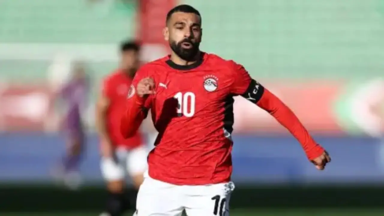 صمت محمد صلاح.. شوبير يحسم الجدل المثار حول معسكر المنتخب بكلمات نارية