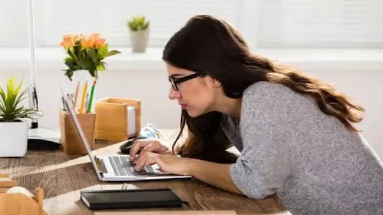 قاتل صامت.. عادة يومية تدمر أوردة الساقين وتهددك بجلطات مفاجئة عام 2026