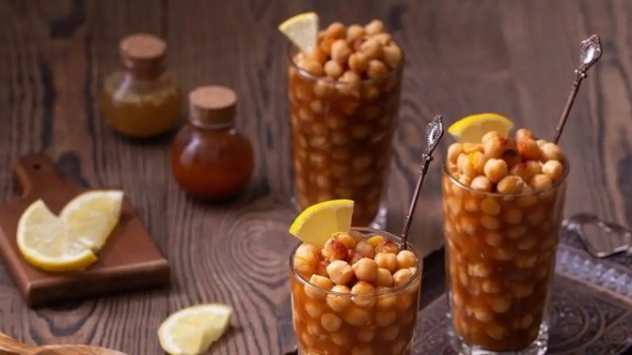 مشروب الشتاء الأول.. سر الخلطة المصرية الذي يتصدر موائد المصريين في يناير 2026