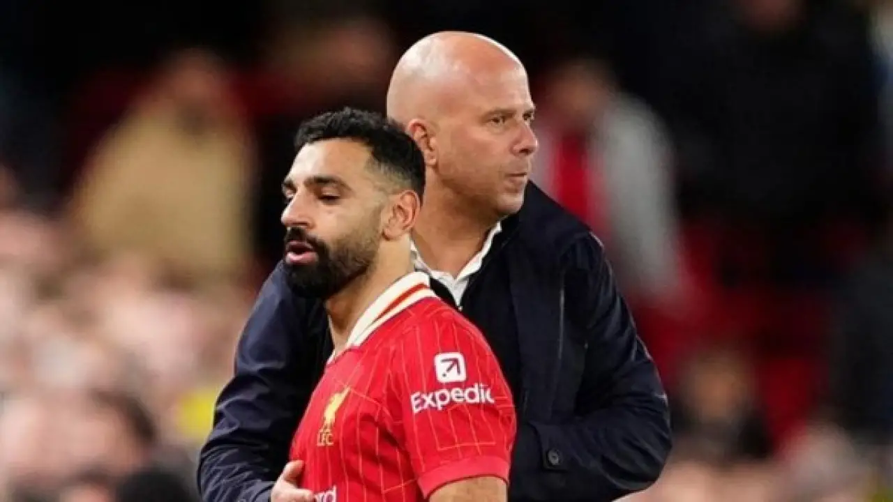 مصير محمد صلاح.. سلوت ينهي الغموض ويحسم موعد التحاقه بصفوف ليفربول في 2026