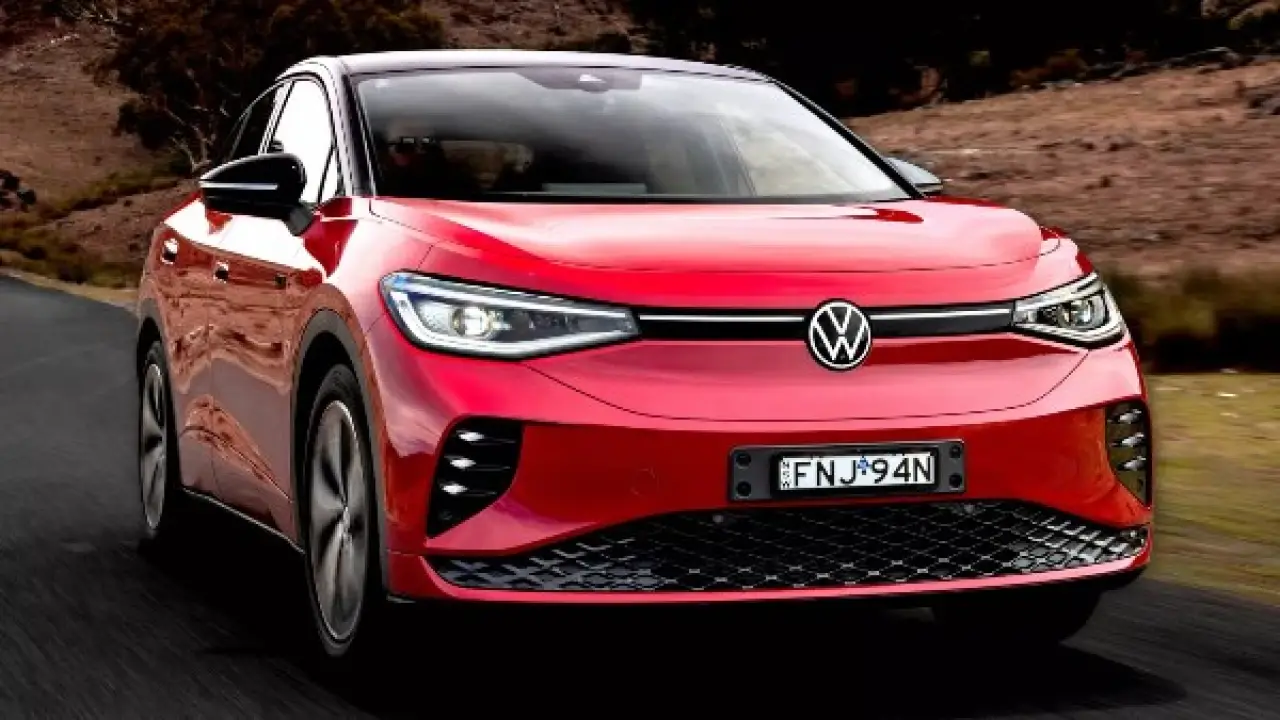 نقطة تحول تاريخية.. السيارات الكهربائية تطيح بمحركات البنزين في أستراليا لأول مرة