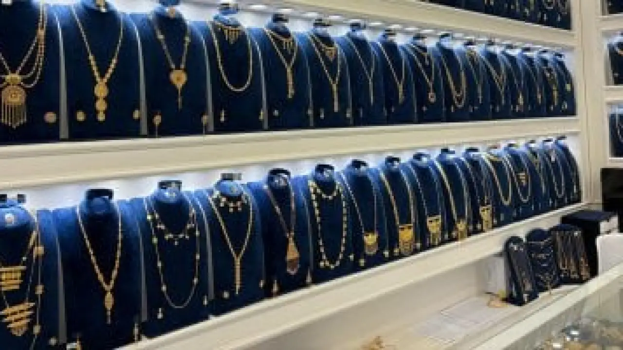 أسعار الذهب بالسعودية.. تحرك مفاجئ في الأسواق يربك حسابات المشترين قبل الإغلاق الأسبوعي