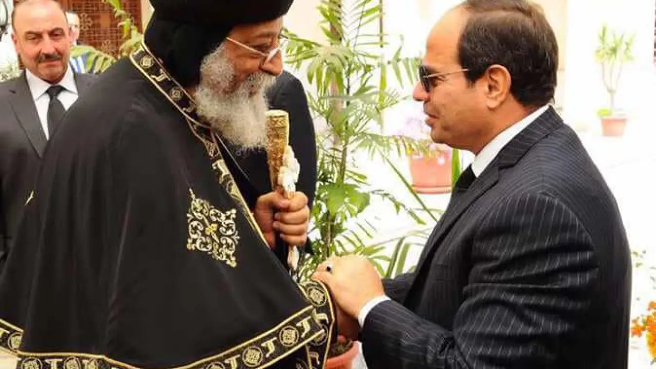 اتصال رئاسي مفاجئ.. السيسي يطمئن على الحالة الصحية للبابا تواضروس في مستهل 2026