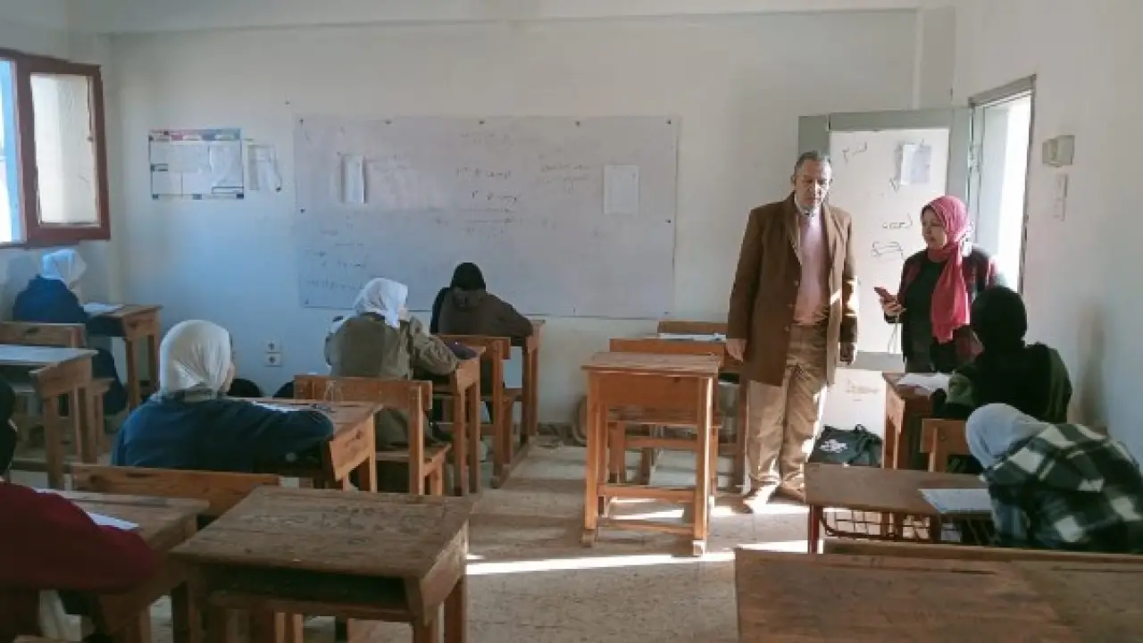 دموع في المنوفية.. صدمة طلاب الإعدادية من ورقة امتحان العربي تثير القلق