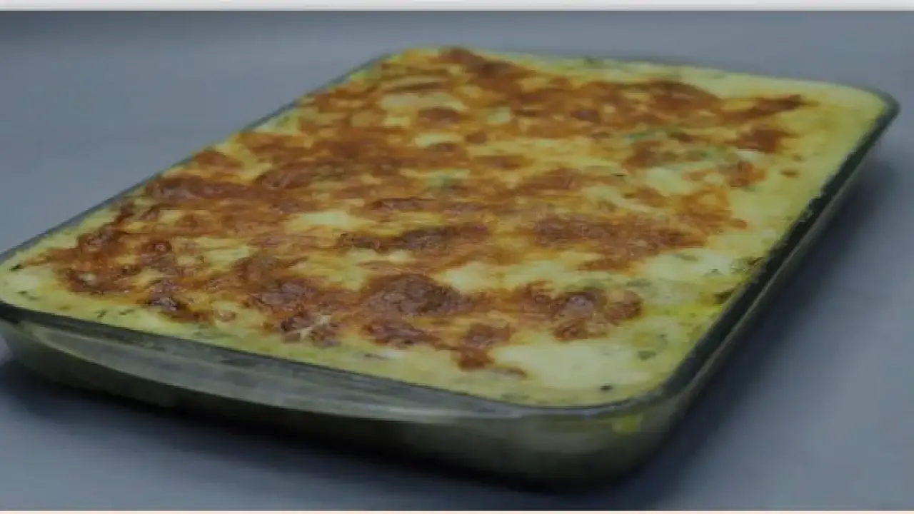 سر نكهة المطاعم.. طاجن السمك بالبشاميل والخلطة السرية يثير ضجة في مطابخ 2026