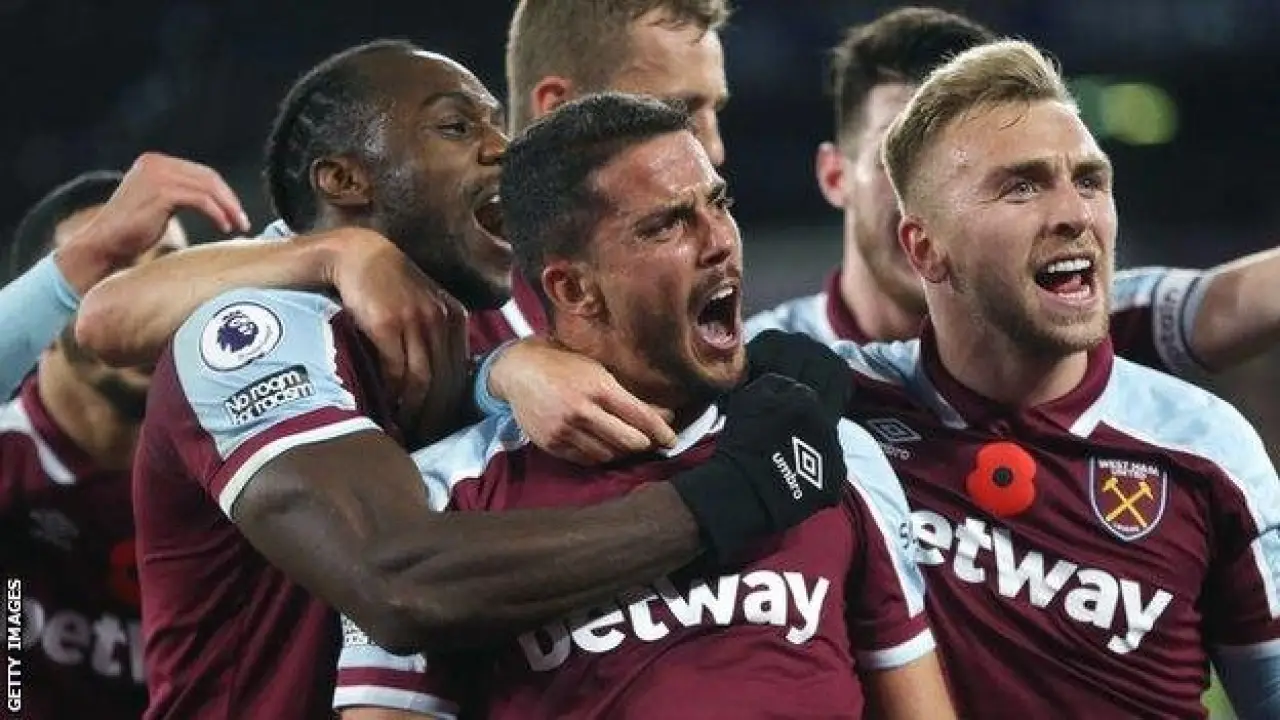 سقوط توتنهام التاسع.. وست هام يوجه ضربة قاضية تحرم السبيرز من القمة بلقاء مثير