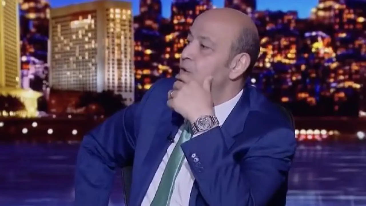 عمرو أديب يهاجم حسام حسن.. رسالة قاسية تثير الجدل بعد صدمة مواجهة المغرب