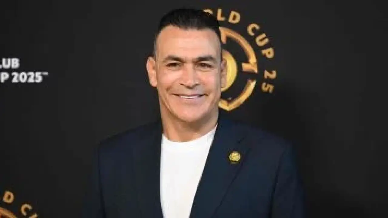 مقصورة محمد الخامس.. ظهور مفاجئ لعصام الحضري يشعل التساؤلات خلال قمة مصر ونيجيريا