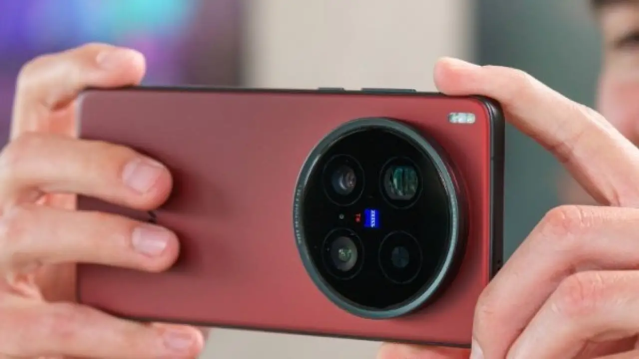 وحش فيفو القادم.. شهادة دولية تحسم الجدل بشأن طرح X300 Ultra بالأسواق العالمية