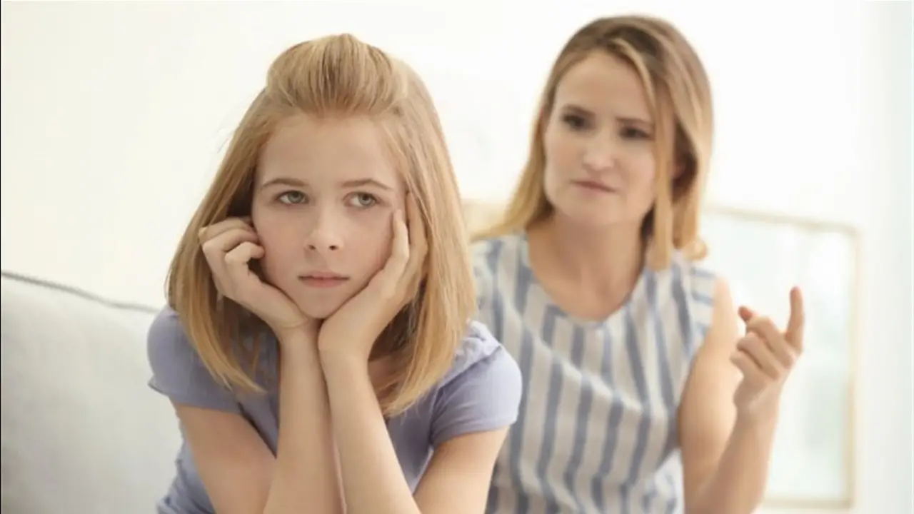 أزمة جيل زد.. 5 صدمات نفسية تهدد الشباب وخبيرة تحذر من التداعيات