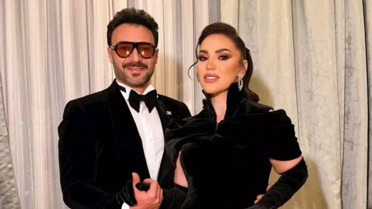 إطلالة سوداء غامضة.. ظهور مي فاروق وزوجها في "جوي أووردز" يخطف الأنظار بطريقة غير متوقعة